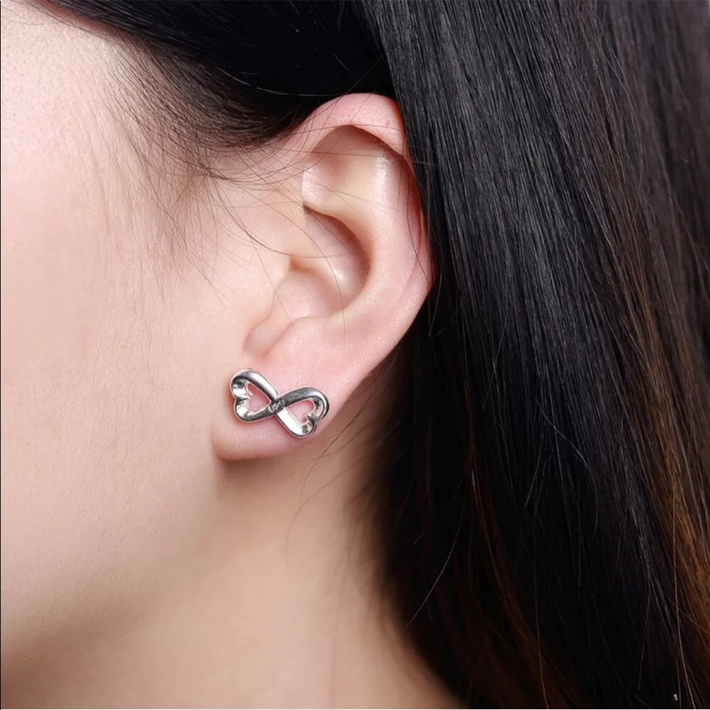 💖 Sterling Silver Double Heart Eternity Stud Earrings NEW - Picture 3 of 7